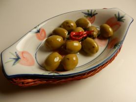 grüne Oliven mit Frischkäsefüllun | Hochgeladen von: maeuseturm