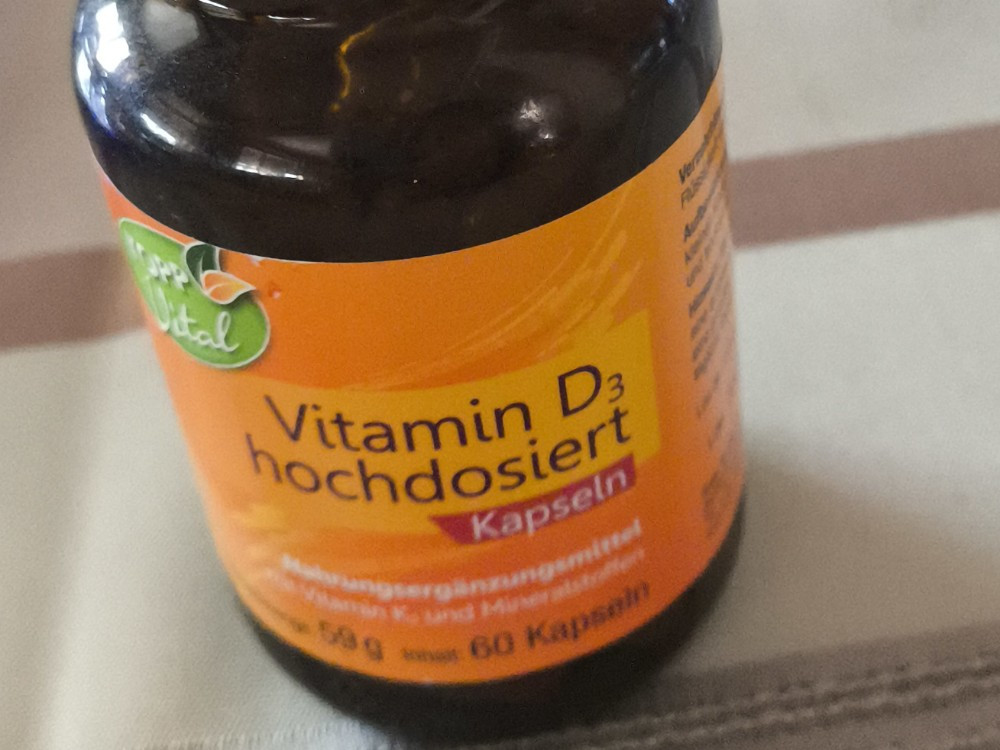 Vitamin D3 hochdosiert, mit Vit. K2 und Mineralstoffen von ich.h | Hochgeladen von: ich.hier Vitamin D3 hochdosiert, mit Vit. K2 und Mineralstoffen von ich.h | Hochgeladen von: ich.hier