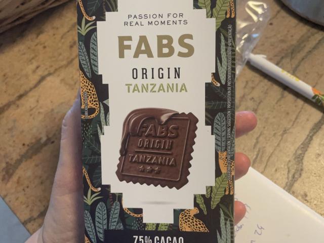 Uploaded by: SaraSimon