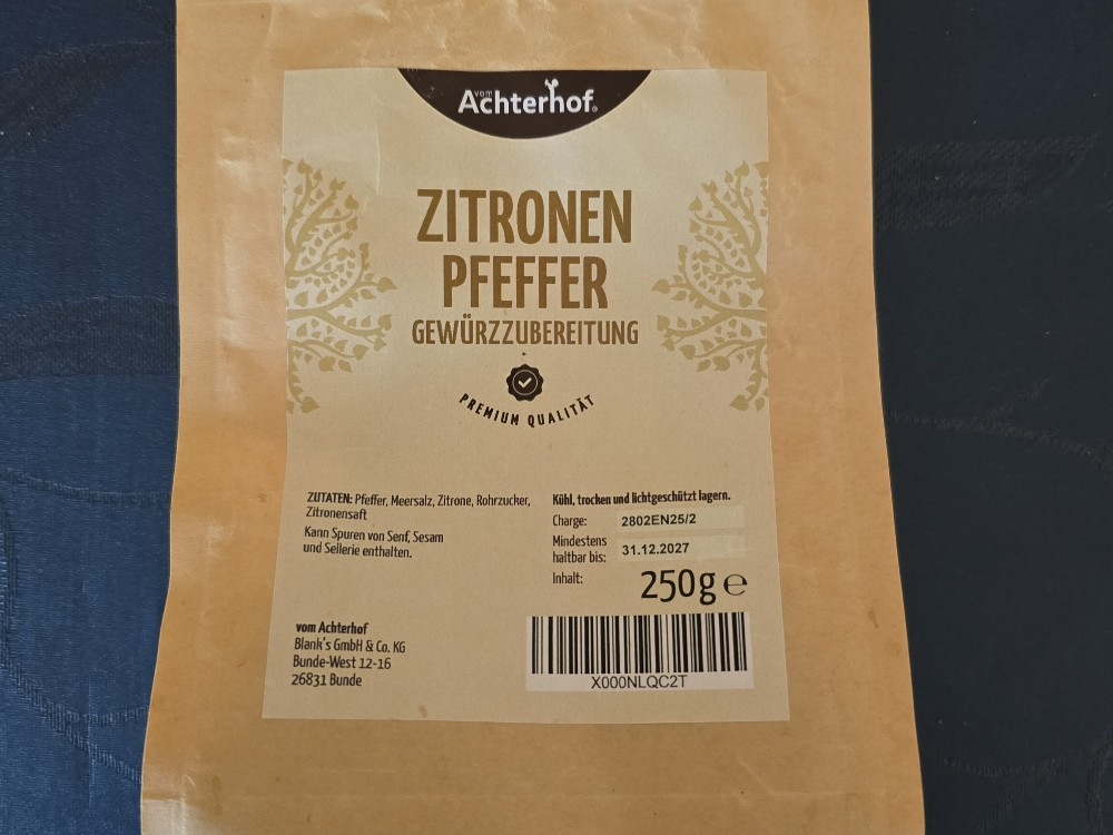 Hochgeladen von: atum