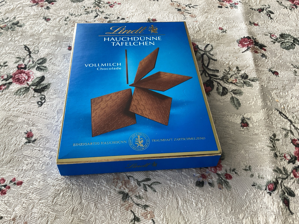 Hauchdünne Täfelchen, Alpenmilch von MariaK | Hochgeladen von: MariaK Hauchdünne Täfelchen, Alpenmilch von MariaK | Hochgeladen von: MariaK