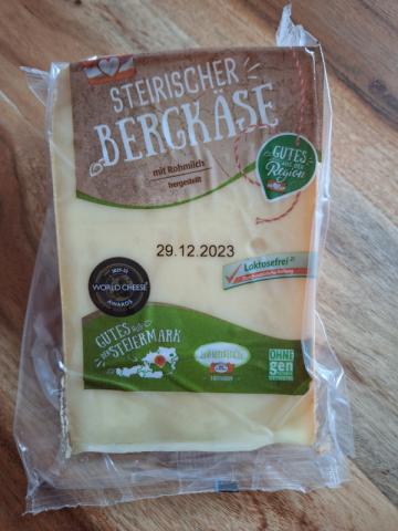 Steirischer Bergkäse by AdriCaelum | Hochgeladen von: AdriCaelum