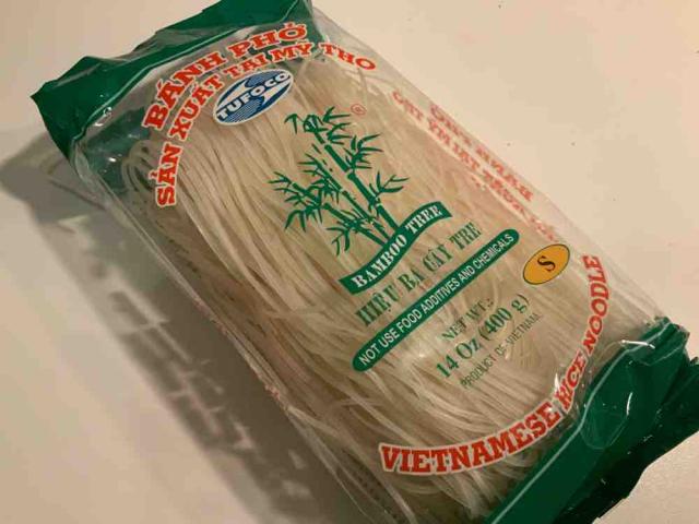 vietnamese rice noodles by lavlav | Uploaded by: lavlav