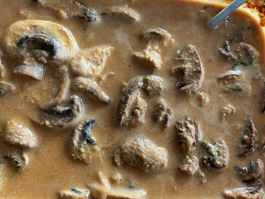 Erdnuss-Hähnchen mit Champignons, HB20i von queenisabaer | Hochgeladen von: queenisabaer Erdnuss-Hähnchen mit Champignons, HB20i von queenisabaer | Hochgeladen von: queenisabaer
