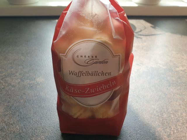 Waffelbällchen, Käse-Zwiebeln by KittyWittyBitty | Uploaded by: KittyWittyBitty