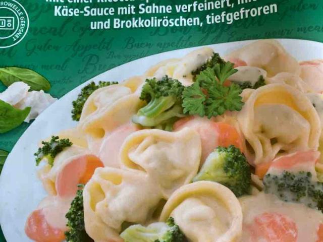 Tortelloni Käse-Sauce by OldYeCthulhu | Uploaded by: OldYeCthulhu