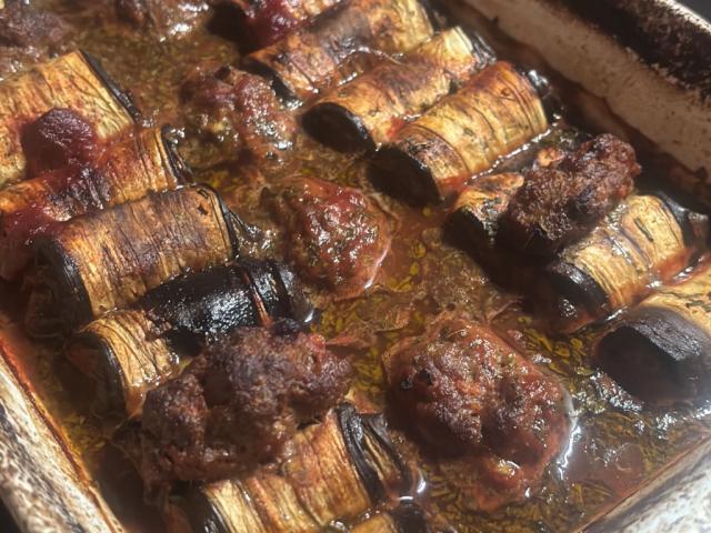 Hochgeladen von: vivienfarrash