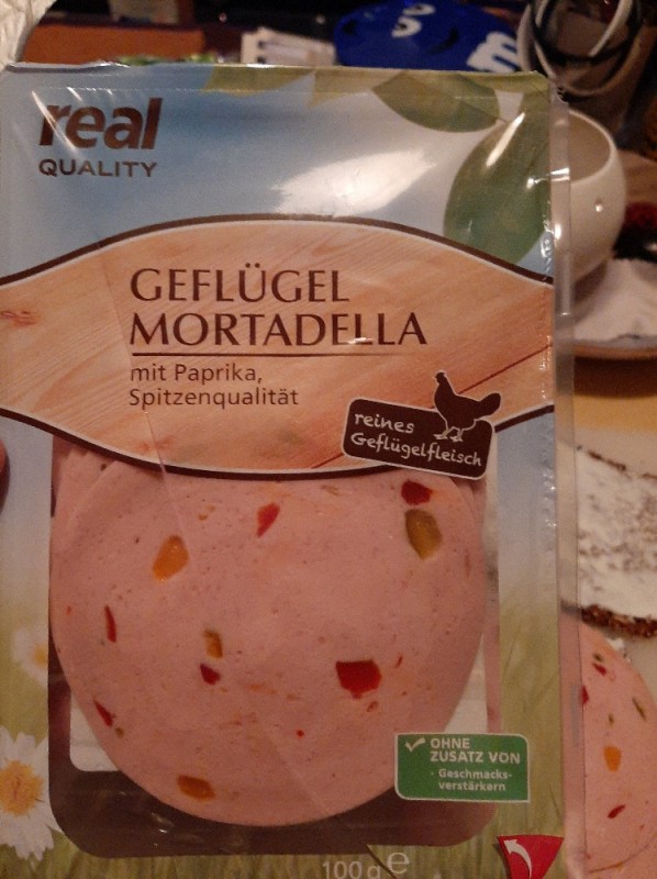 Geflügel Mortadella von damianjeturoblack | Hochgeladen von: damianjeturoblack