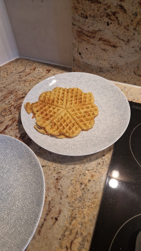 Käsewaffel Keto von Galvania | Hochgeladen von: Galvania Käsewaffel Keto von Galvania | Hochgeladen von: Galvania