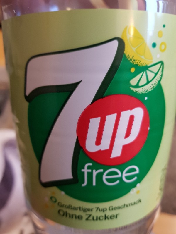 7up free von Marcel Latus | Hochgeladen von: Marcel Latus 7up free von Marcel Latus | Hochgeladen von: Marcel Latus