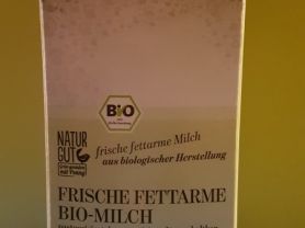 Frische Bio Milch 1,5 %, frische fettarme Bio Milch 1,5% Fet | Hochgeladen von: Milox