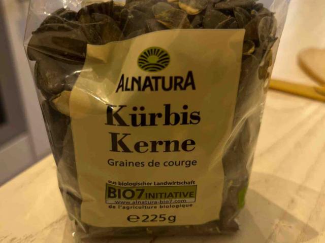 Kürbis Kerne by BastiNi | Uploaded by: BastiNi