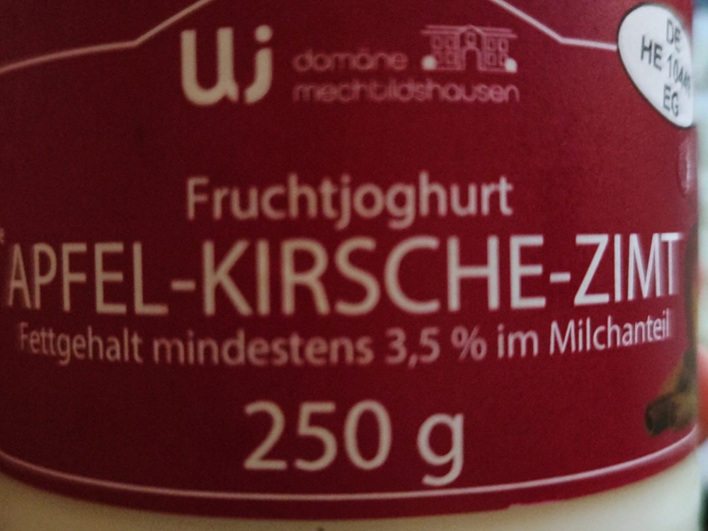 Fruchtjoghurt Apfel-Kirsche-Zimt, Fettgehalt mindestens 3,5 % im | Hochgeladen von: Egil Saga Fruchtjoghurt Apfel-Kirsche-Zimt, Fettgehalt mindestens 3,5 % im | Hochgeladen von: Egil Saga
