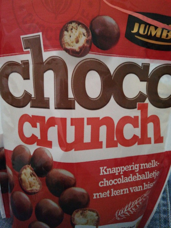 choco crunch, knapperig melkchocoladeballetje met kern van bis v | Hochgeladen von: stef0815