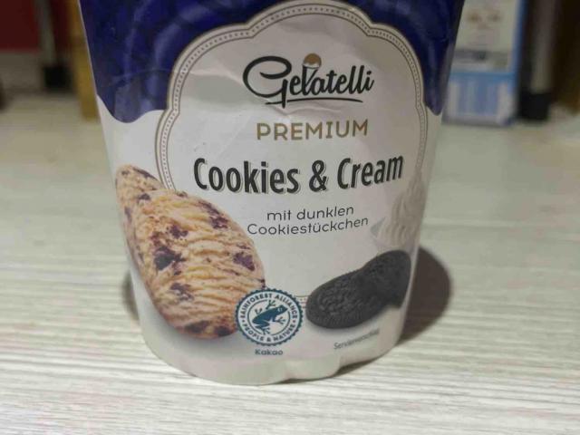 Cookies and cream, mit dunklen Cookiestücken von Mischaschafftes | Hochgeladen von: Mischaschafftes