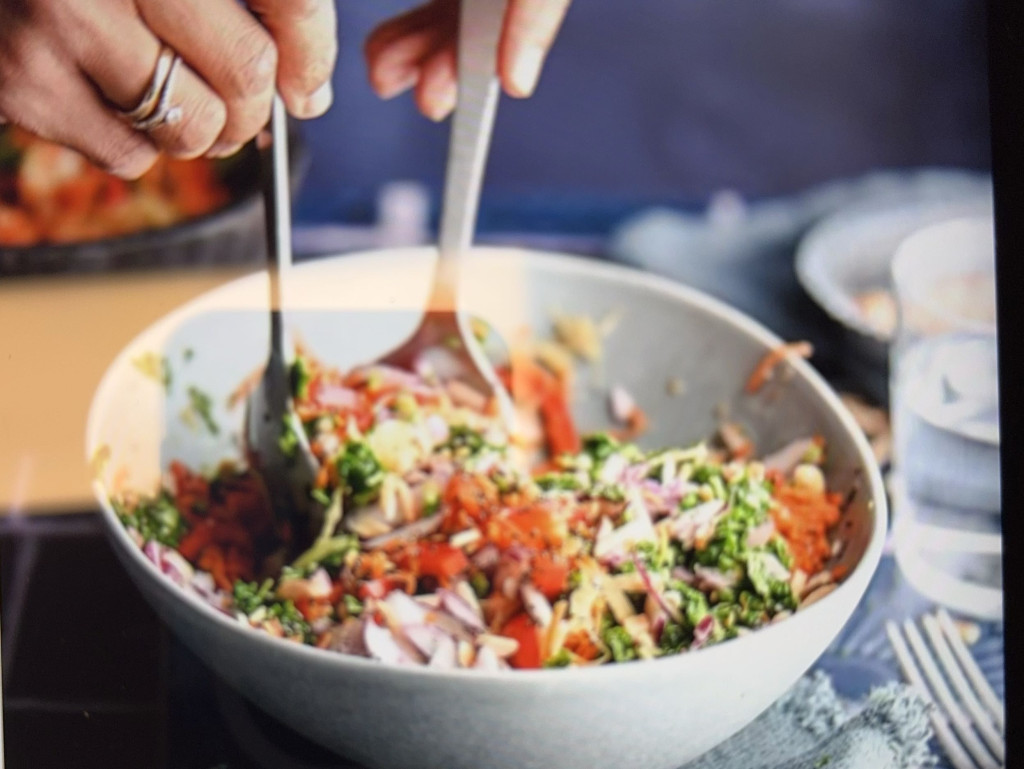 Gemüse-Sauerkraut-Salat, Thermomix von Pit62 | Hochgeladen von: Pit62 Gemüse-Sauerkraut-Salat, Thermomix von Pit62 | Hochgeladen von: Pit62