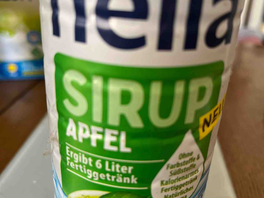 Hella  Sirup Apfel, Zucker von sabrina schilling | Hochgeladen von: sabrina schilling