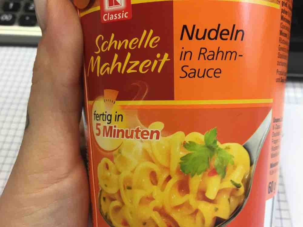 Schnelle Mahlzeit, Nudeln in Rahm-Sauce von YoungLess | Hochgeladen von: YoungLess
