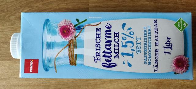 Frische fettarme Milch, 1.5% Fett by cgangalic | Uploaded by: cgangalic