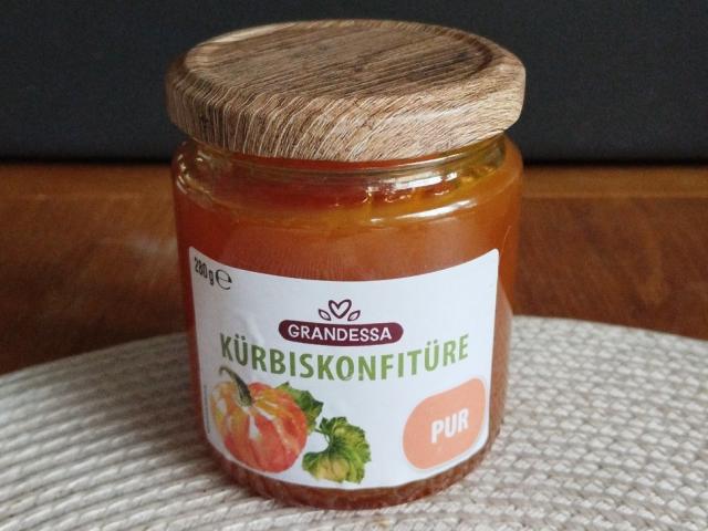 Hochgeladen von: jessacat