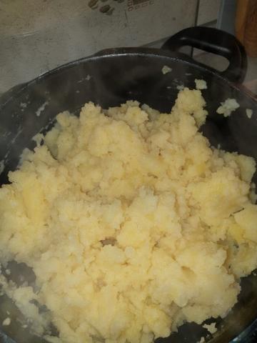 Kartoffelpüree mit Milch und Butter von marina5376 | Hochgeladen von: marina5376