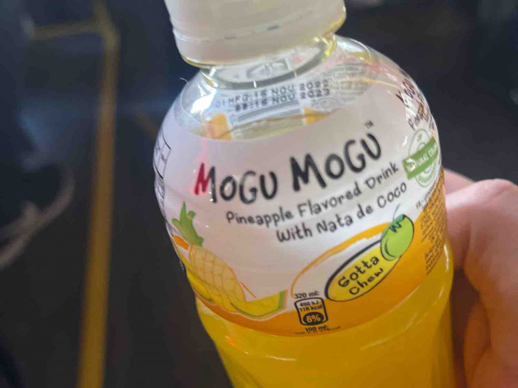 Mogu Mogu Pineapple Flavored Drink von kristiantanski423 | Hochgeladen von: kristiantanski423