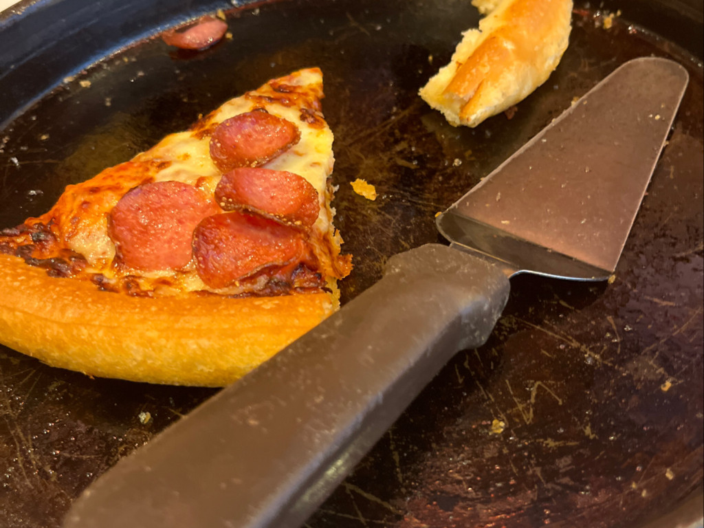 Pizza Hut Salami von Darian8x | Hochgeladen von: Darian8x