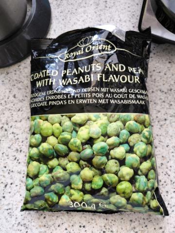 coated Peanuts and peas, with Wasabi Flavour von patrickkumanovi | Hochgeladen von: patrickkumanovi786