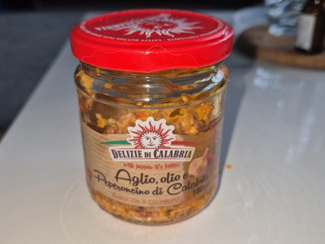 Hochgeladen von: Käsebär Hochgeladen von: Käsebär