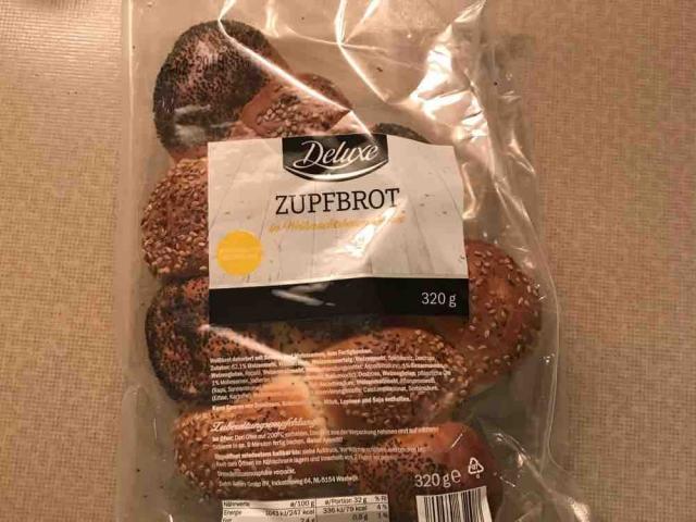 Zupfbrot, in Weihnachtsbaum-Form von timstapelfeldt448 | Hochgeladen von: timstapelfeldt448