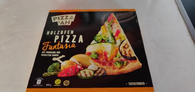 Holzofen Pizza Fantasia by freshlysqueezed | Uploaded by: freshlysqueezed