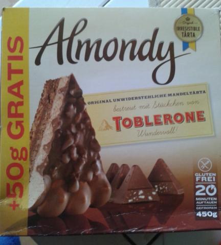 Almondy Mandeltarta mit Stückchen von Toblerone | Hochgeladen von: Mobelix