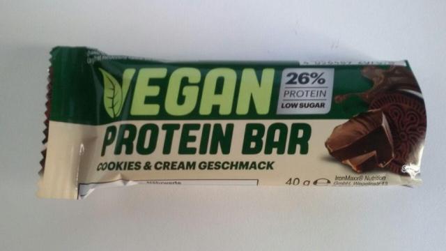Vegan Protein Bar, cookies  & cream Geschmack | Hochgeladen von: lgnt
