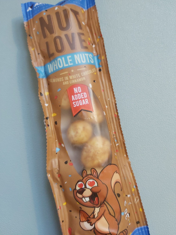 Nut Love Whole Nuts, Almonds in White Chocolate and Cinamon von  | Hochgeladen von: Vronizzle
