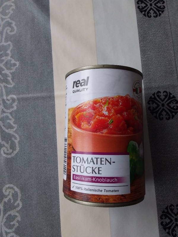 Tomatenstücke fein gehackt, mit Knoblauch von Nini53 | Hochgeladen von: Nini53