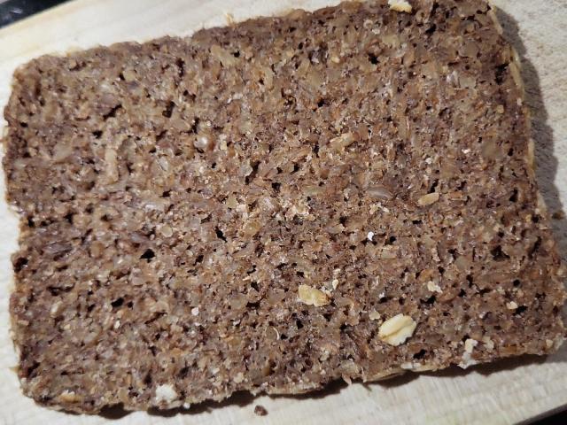 Grobes Schwarzbrot Bäckerei Janssen von lovelycatmom | Hochgeladen von: lovelycatmom