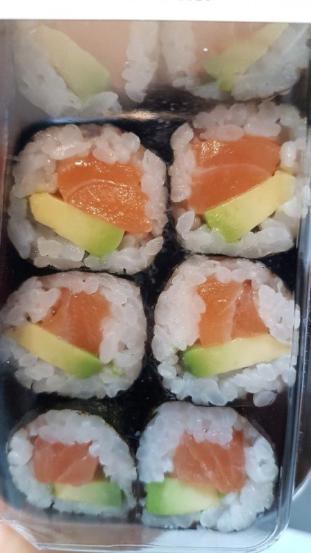 sushi maki lachs avocado von jiffy | Hochgeladen von: jiffy