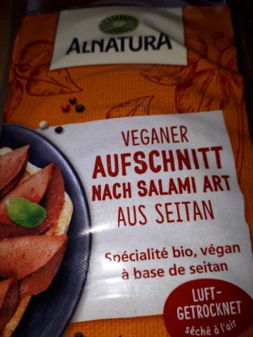 veganer aufschnitt nach Salami Art aus Seitan von Kaschperle | Hochgeladen von: Kaschperle