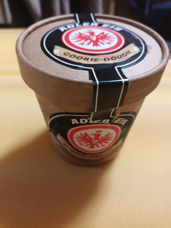 Adler Eis Cookie-Dough, Eintracht Frankfurt Fussball AG 450ml vo | Hochgeladen von: michaelffm