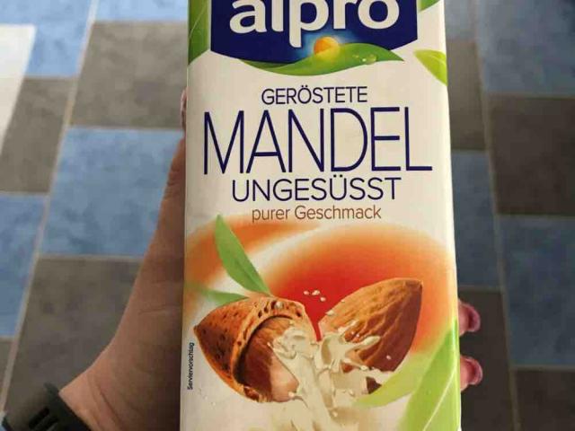 Mandelmilch , ungessst  von monani0312 | Uploaded by: monani0312