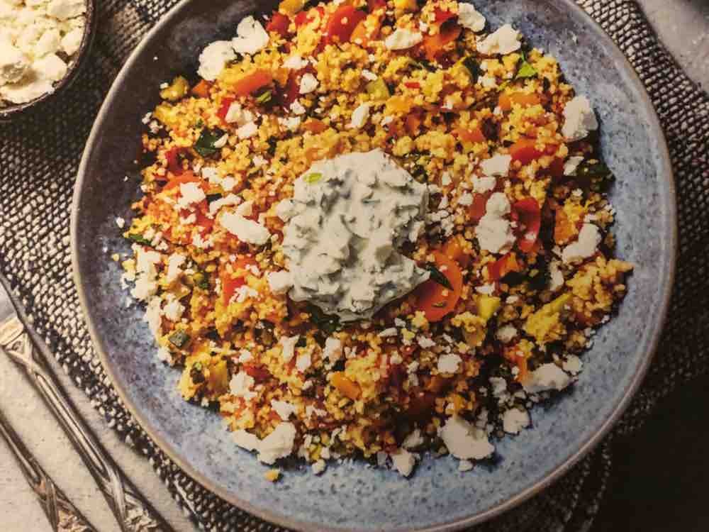 Bunte Couscous-Gemüse-Pfanne, mit Hirtenkäse, Frühlingszwiebel-J | Hochgeladen von: winslove