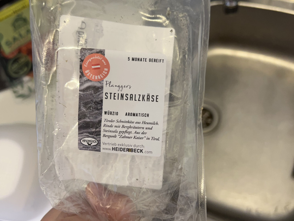 Hochgeladen von: ldkzxfv Hochgeladen von: ldkzxfv