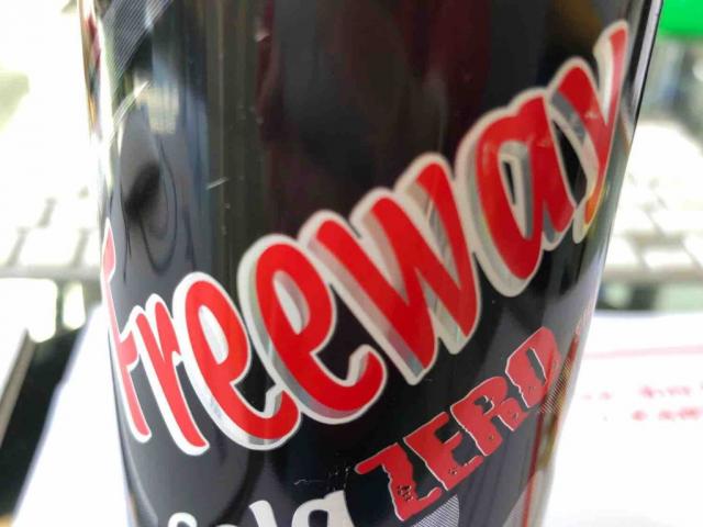 Cola zero, 0,0 % fat by livolsson | Uploaded by: livolsson