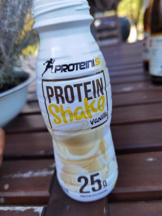 Protein Shake Vanilla by PrimevalJulian | Hochgeladen von: PrimevalJulian
