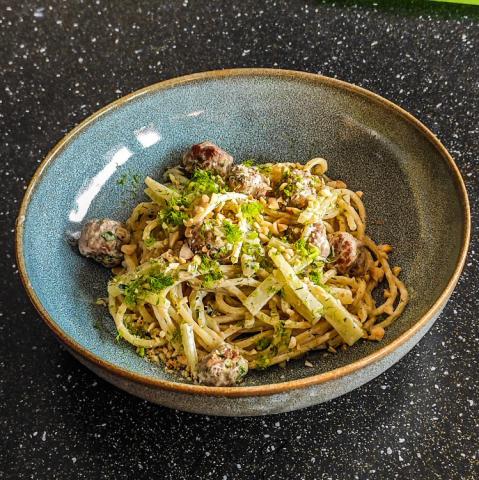 Spaghetti mit Fenchel und Mettbällchen, Frischkäse von Blende4 | Hochgeladen von: Blende4