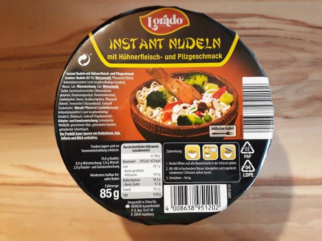 Instant Nudeln, mit Hühnerfleischgeschmack | Hochgeladen von: cucuyo111