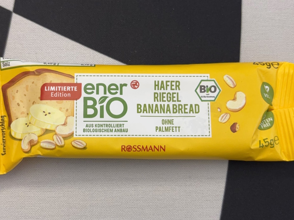 Hochgeladen von: ninaaaluni