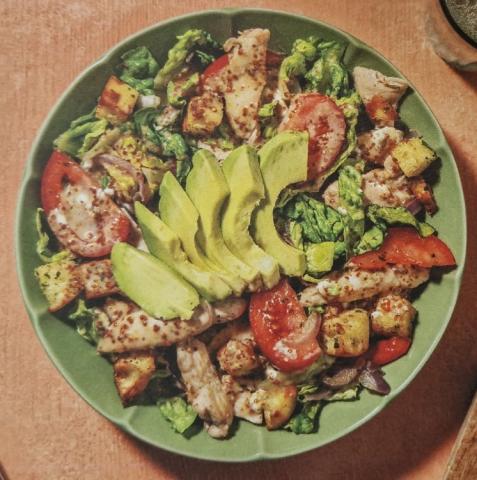 Honig-Senf-Hähnchensalat, mit Kräuter-Croutons und Avocado von M | Hochgeladen von: Merrique