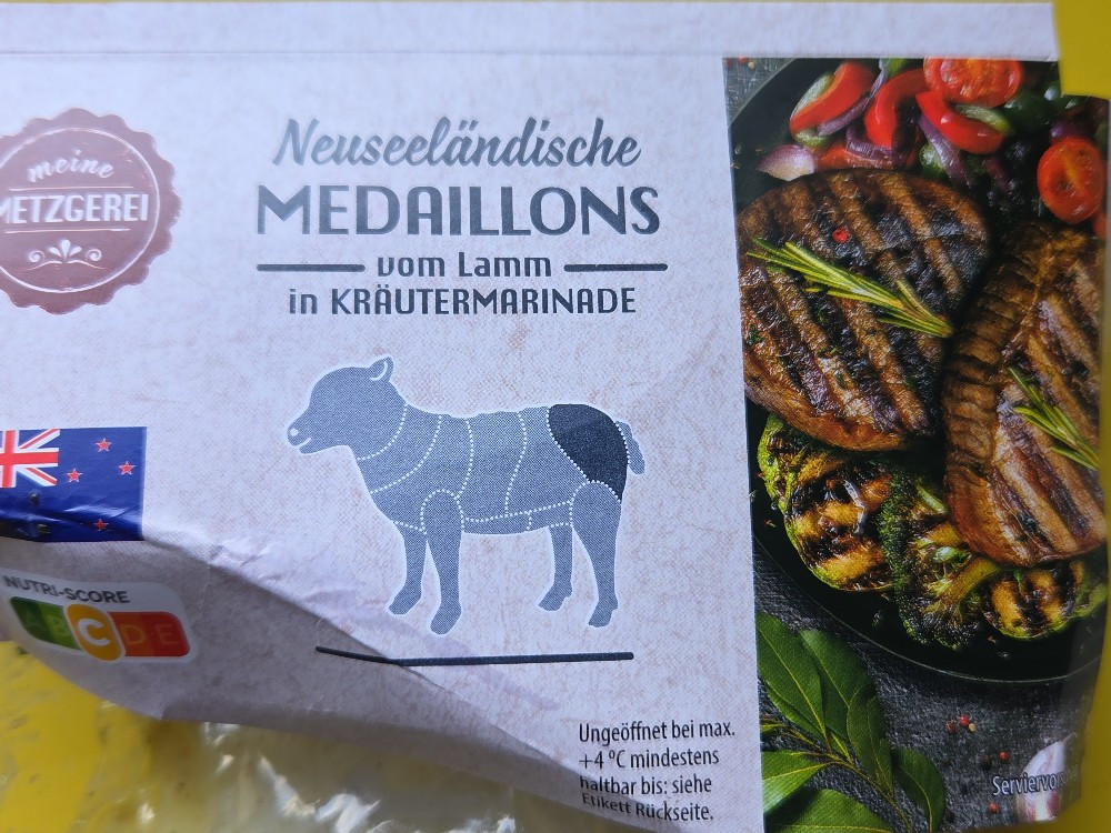 Hochgeladen von: cakestoph