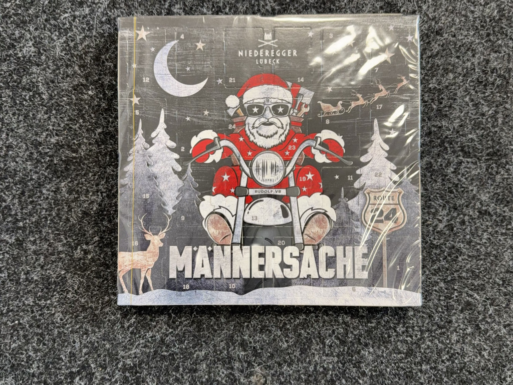 Hochgeladen von: C0MM0D0R3